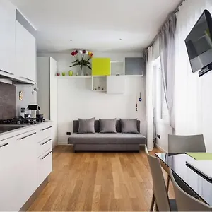 Apartamento Delizioso Bilocale In Bocconi - Porta Romana Milán